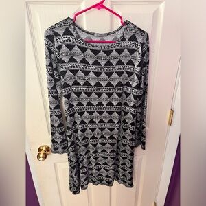 Tunic top black and white XL